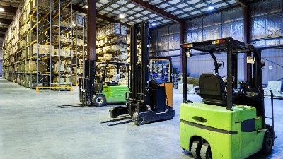 盎柒弱電—廠區(qū)叉車超速報(bào)警器如何產(chǎn)生效果？