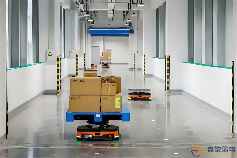 潛伏式AGV如何與立庫對接？