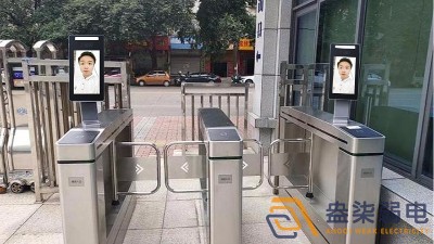 人臉識別門禁是怎么識別人臉圖像的呢？