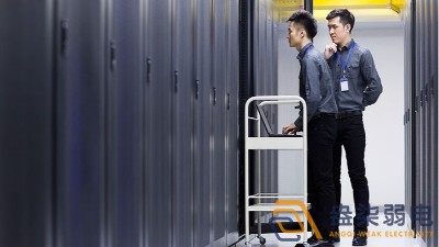 機(jī)房維護(hù)有多重要？看完就懂